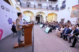 Imagen de Este reconocimiento es reflejo de su disciplina, valores y carácter: Felifer Macías 30