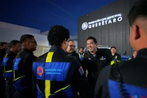 Imagen de Realiza Felifer Macías recorrido por las instalaciones de la Coordinación Municipal de Protección Civil 4