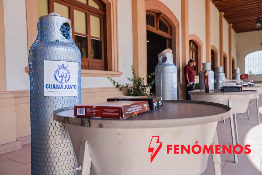 En Salvatierra se fortalece la economía de las familias rurales con la entrega del Programa Familia Productiva