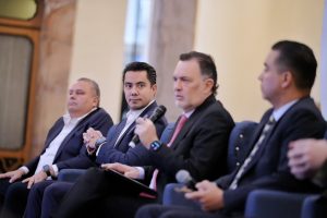 Imagen de Reconoce Felifer Macías éxito del operativo especial de movilidad en Bernardo Quintana 7
