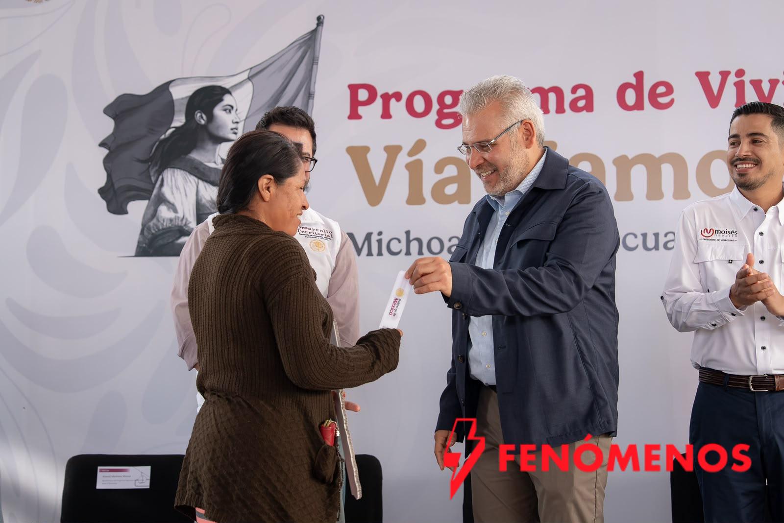 Más de 10 mil familias en Michoacán dan el primer paso para consolidar su derecho a la vivienda: Bedolla