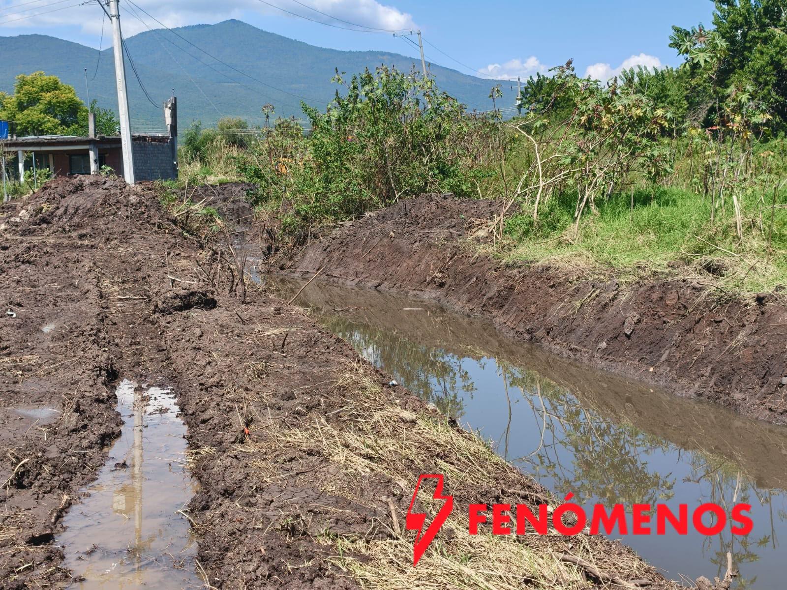 Avanza al 60% la limpieza del canal entre La Mintzita y San Juanito Itzícuaro en Morelia: Rogelio Zarazúa
