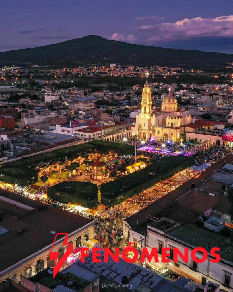 Alfombristas de todo el mundo y Globos de Cantoya, solo en Uriangato