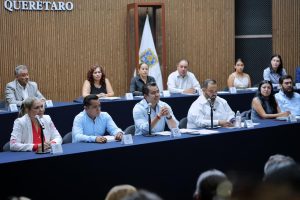 Imagen de Llama Felifer Macías a fortalecer e impulsar la educación en Querétaro 15
