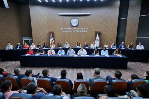 Imagen de Llama Felifer Macías a fortalecer e impulsar la educación en Querétaro 16