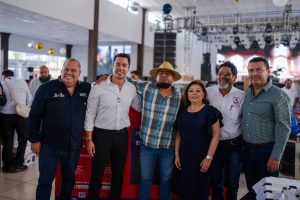 Imagen de Reconoce Felifer Macías labor de sindicalizados municipales 4
