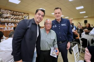 Imagen de Reconoce Felifer Macías labor de tianguistas y locatarios del Mercado de Lomas de Casa Blanca 5