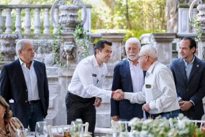 Imagen de Reconoce Felifer Macías la labor de los tasadores de Querétaro 22