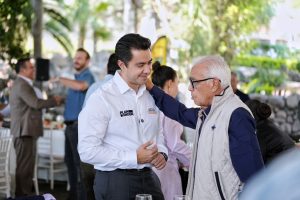 Imagen de Reconoce Felifer Macías la labor de los tasadores de Querétaro 23