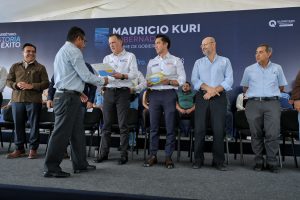 Imagen de Sumamos esfuerzos para impulsar el sustento de las familias queretanas: Felifer Macías 6