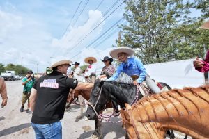 Imagen de Juntos trabajamos para llevar a Santa Rosa Jáuregui al mejor momento de su historia: Felifer Macías 28