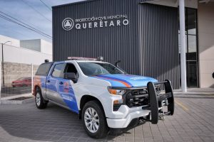 Imagen de Reconoce Felifer Macías labor del personal de Protección Civil Municipal 12