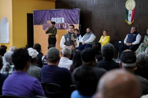 Imagen de Mantiene Felifer Macías cercanía y diálogo directo con la ciudadanía 8