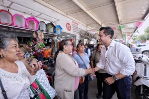 Imagen de Cuenten conmigo para que el Mercado Mariano Escobedo sea el más tradicional, bonito y emblemático de la capital: Felifer Macías 9