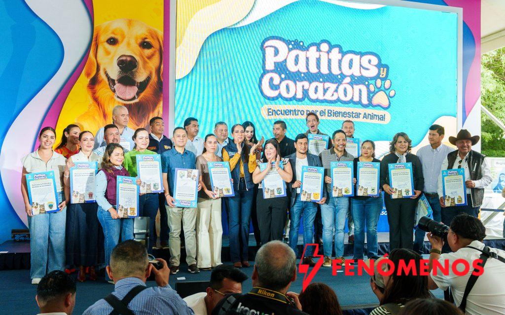 Firman Pacto para la Protección y Bienestar Animal en Encuentro Patitas y Corazón