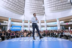 Imagen de Luchando por nuestros sueños es como vamos a lograr que Querétaro siga siendo el mejor lugar para vivir: Felifer Macías 17
