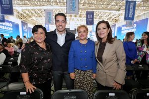 Imagen de Reconoce Felifer Macías trabajo de Rodrigo Monsalvo en El Marqués 15