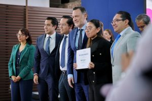 Imagen de La participación ciudadana fortalece a los gobiernos y mejora las decisiones públicas: Felifer Macías 8