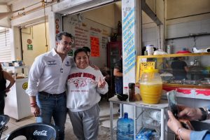 Imagen de Visita Felifer Macías el Mercado 4 de Marzo para respaldar la economía local 17