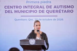 Imagen de Posiciona Felifer Macías a Querétaro a la vanguardia con el Centro de Autismo 6