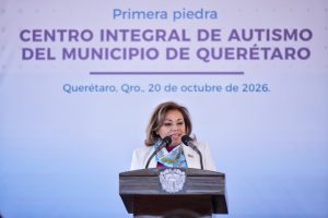 Imagen de Posiciona Felifer Macías a Querétaro a la vanguardia con el Centro de Autismo 7