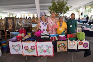 Imagen de Promueve DIF Municipal el consumo con causa a través del Bazar DIF 9
