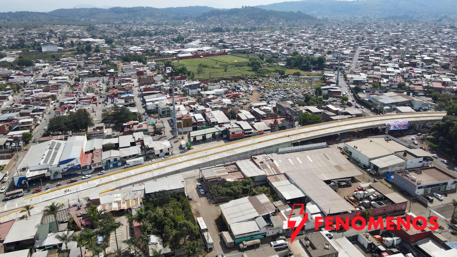 Vialidades de concreto hidráulico consolidan transformación de Uruapan: Rogelio Zarazúa