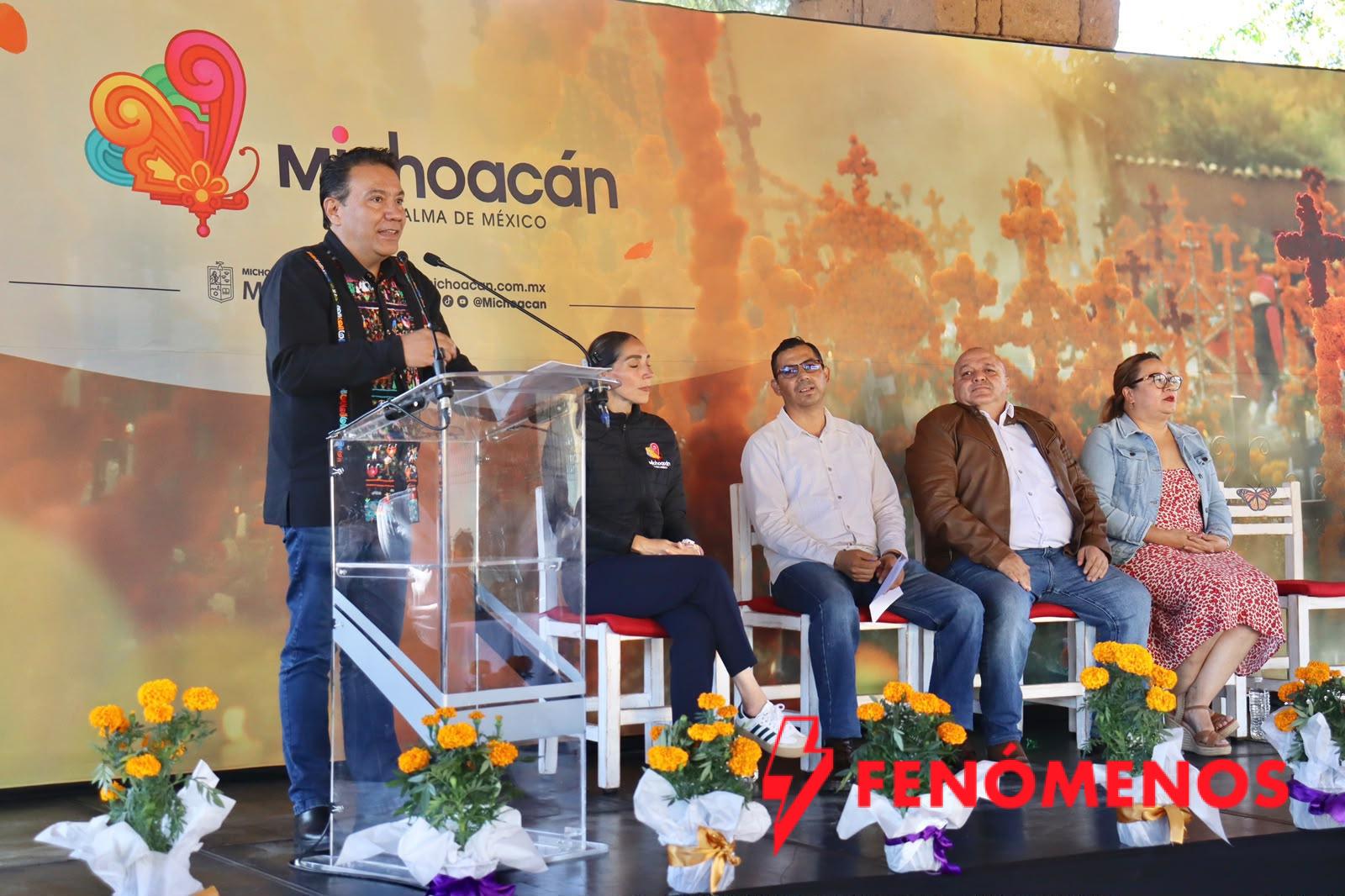 Gobierno estatal destina 4 mdp a 56 municipios para fortalecer la Noche de Muertos