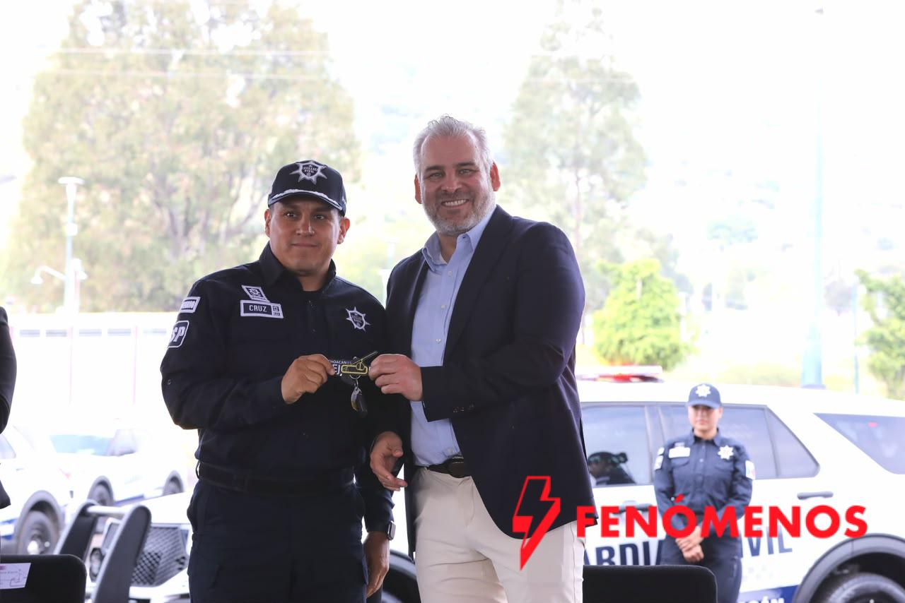 Refuerza Bedolla capacidad operativa de la Guardia Civil con 40 nuevas patrullas
